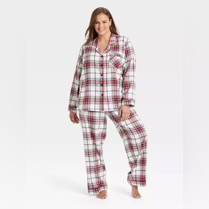 Target Wondershop Cream Plaid Women’s Pajamas Medium